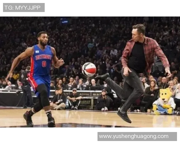 足球巨星与篮球传奇的跨界对决 体育之王的荣耀碰撞与合作